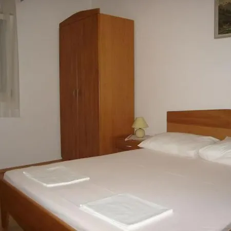 Beachfront Apartments Dida - Seget Vranjica Room photo