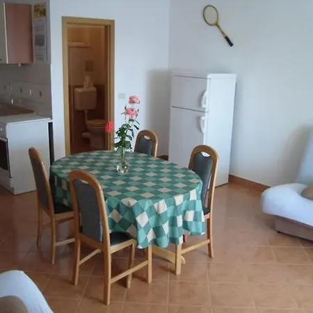 Beachfront Apartments Dida - Seget Vranjica Room photo