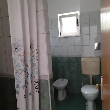 Beachfront Apartments Dida - Seget Vranjica Room photo