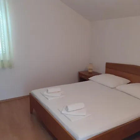 Beachfront Apartments Dida - Seget Vranjica Room photo