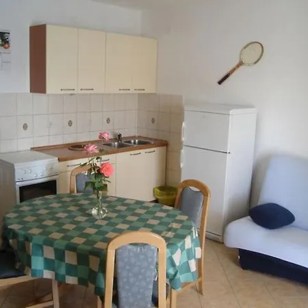 Beachfront Apartments Dida - Seget Vranjica Room photo
