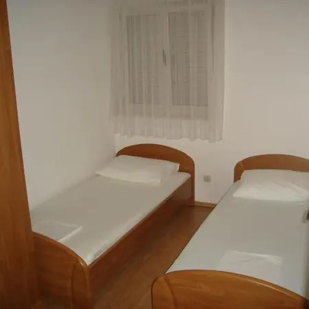 Beachfront Apartments Dida - Seget Vranjica Room photo