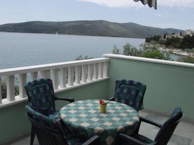 Beachfront Dida - Apartment