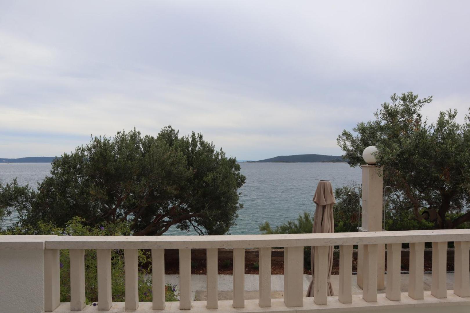 Beachfront Dida - Apartment